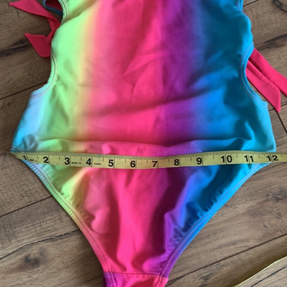 Justice rainbow one piece cut out swim suit 10 girls - Picture 6 of 12